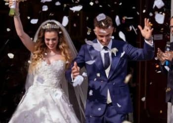 Jogador de futebol pai de 3 filhos e que se casou há 11 dias é vítima fatal de acidente de carro com o irmão