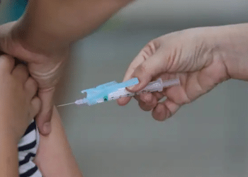 Brasil volta à lista dos países com maior número de crianças não vacinadas