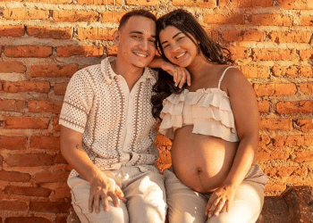 Ary Mirelle mostra mala de maternidade do segundo filho com João Gomes