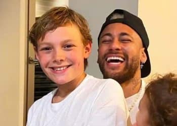 Neymar recebe mensagem emocionante do filho Davi Lucca após difícil derrota do Santos: “Você é meu ídolo”