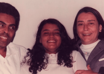 Gilberto Gil celebra aniversário de Drão, mãe de Preta Gil, com homenagem emocionante