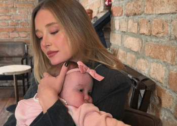 Duda Reis desabafa sobre medos na maternidade e liberdade da filha