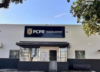 Pai e madrasta são investigados por produzir e comercializar conteúdo sexual de adolescentes