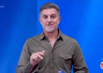 Luciano Huck recebe críticas por atitude com Tati Machado e Lexa no palco do ‘Domingão’ após perdas gestacionais