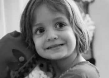 Menina de 4 anos perde a vida durante comemoração do aniversário na escola e pais ficam sem esclarecimento