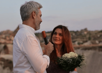 Flávia Alessandra e Otaviano Costa se casam pela 6ª vez e trocam declarações; veja o vídeo