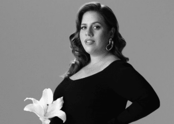 Tati Machado relembra gravidez e homenageia filho Rael: “Três meses de saudade de você”