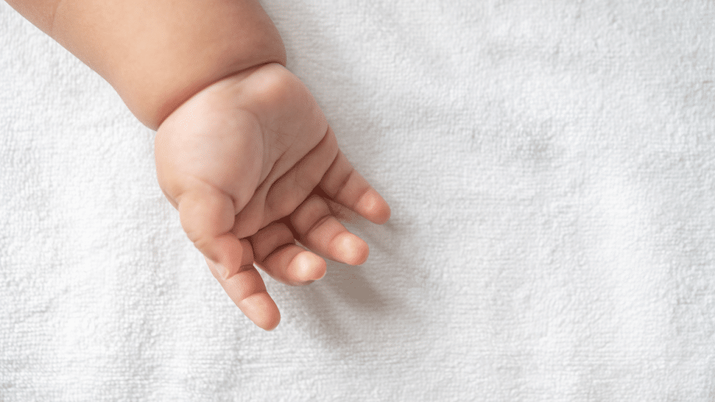 mão de um bebê