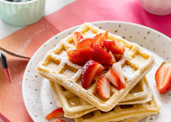 Waffles com morango
