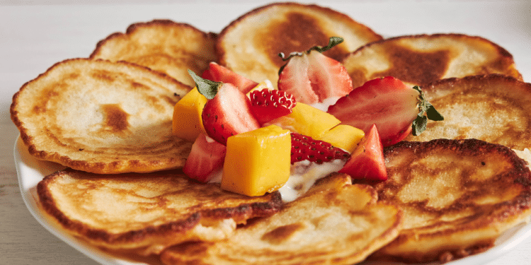 Receita fácil e gostosa de panqueca americana.