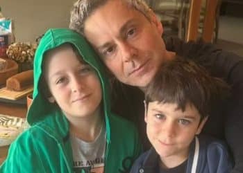 Alexandre Nero compartilha série de registros fofos com os filhos e ganha elogios dos seguidores