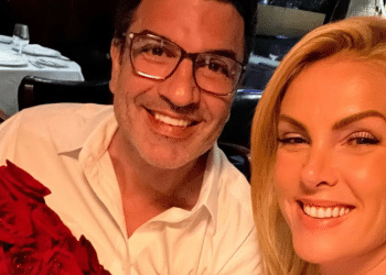 Ana Hickmann e Edu Guedes celebram 1 ano de noivado com declarações