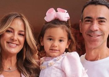 Filha de Ticiane Pinheiro e Cesar Tralli se machuca e surpreende com reação
