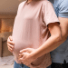 Como o pai pode criar vínculo com o bebê antes do nascimento?