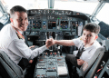 Mini tripulantes! Crianças vivem dia de pilotos e comissários em voo especial da GOL
