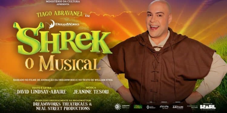 Tiago Abravanel em pôster promocional de Shrek - O Musical.