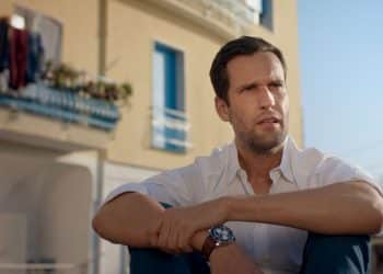 Pedro Andrade na Itália em episódio de Um Tanto Familiar.