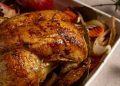 Frango assado inteiro.