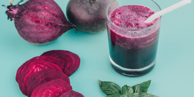 Suco de beterraba passo a passo e benefícios.