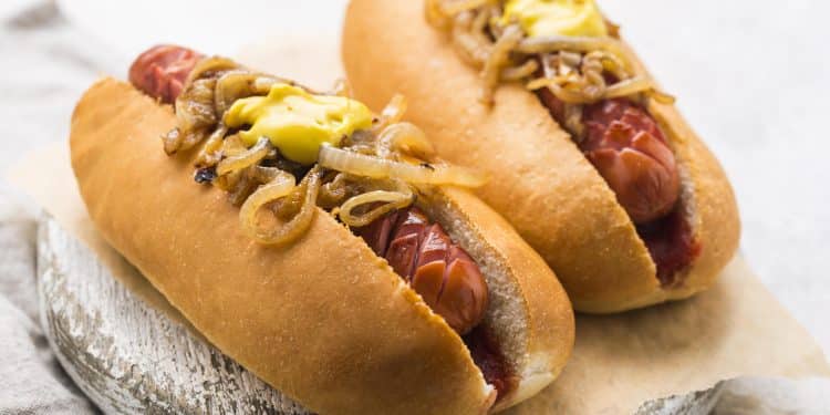 Receita de cachorro quente de forno.