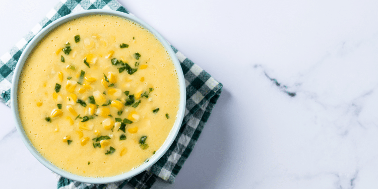 Frango ao creme de milho receita simples e cremosa.