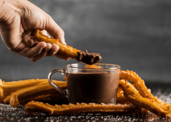 Receita de churros de chocolate na Air Fryer.