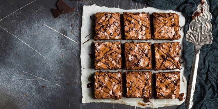 Receita fácil e fofinha de Brownie na air fryer.
