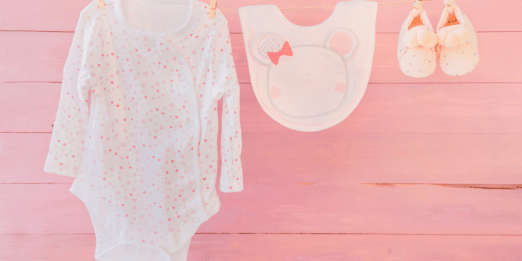 Entenda como um dos nomes de bebê mais simbólicos das culturas antigas promete conquistar as famílias em 2026. Foto: Freepik