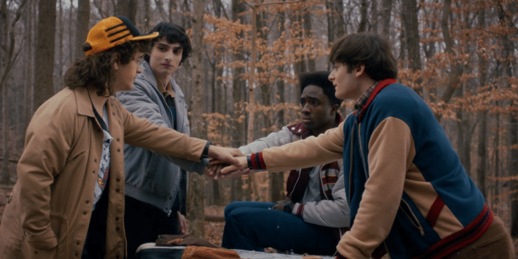 Stranger Things encerra com duas horas de emoção episódio final será maior que um filme.