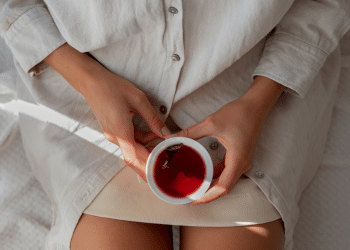 Muitos abortos espontâneos passam despercebidos, já que podem se confundir com um ciclo menstrual comum. Foto: Freepik