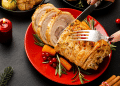 Aprenda a preparar um pernil assado natalino prático, saboroso e cheio de memórias para compartilhar com as crianças. Foto: Freepik